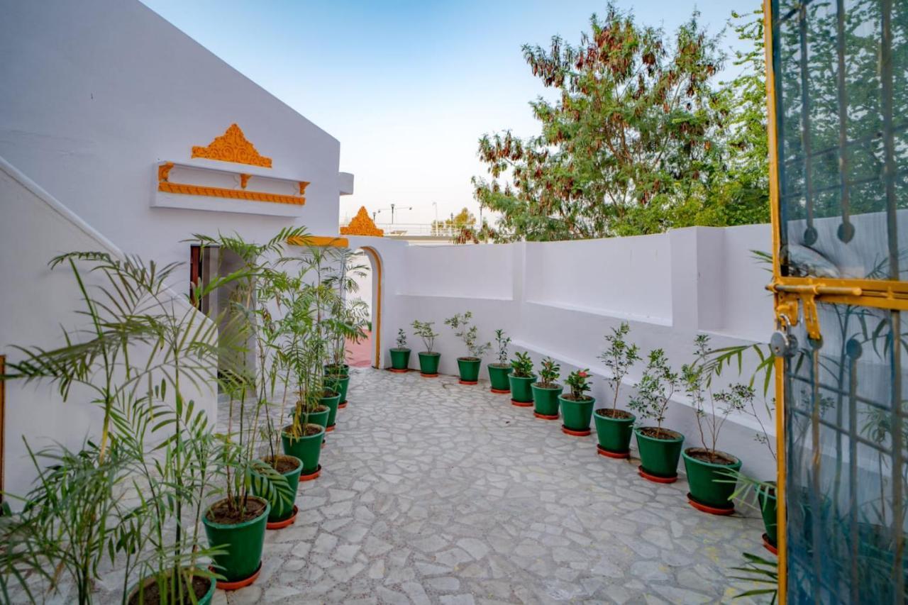 Hotel Ambavgarh Palace Udaipur Kültér fotó