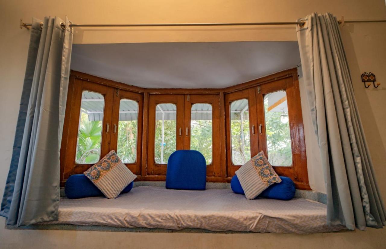 Hotel Ambavgarh Palace Udaipur Kültér fotó