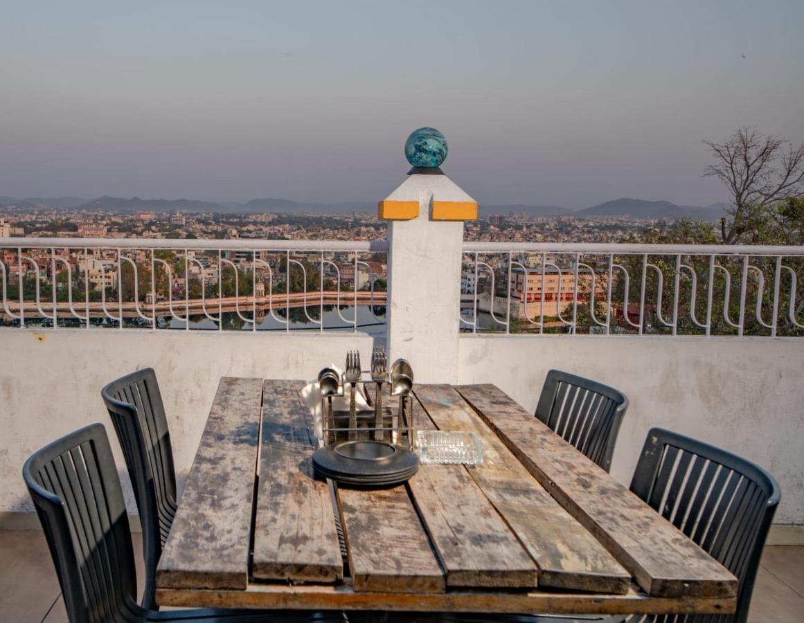 Hotel Ambavgarh Palace Udaipur Kültér fotó