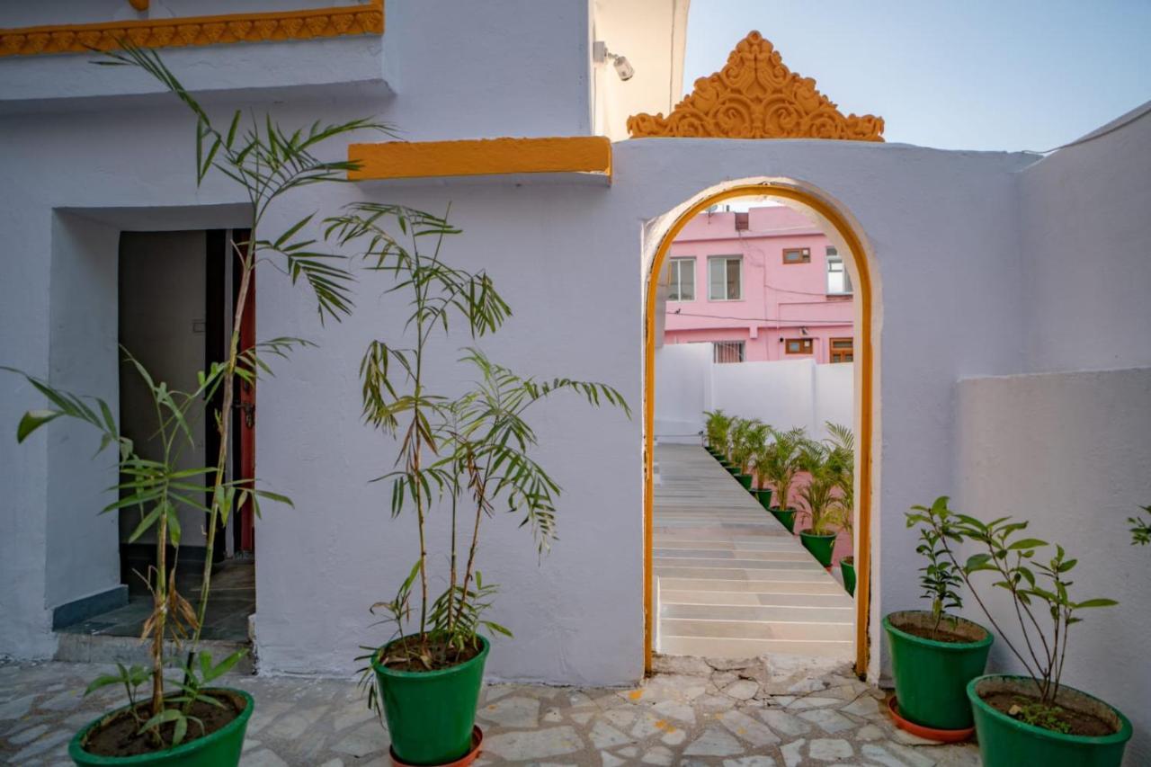 Hotel Ambavgarh Palace Udaipur Kültér fotó