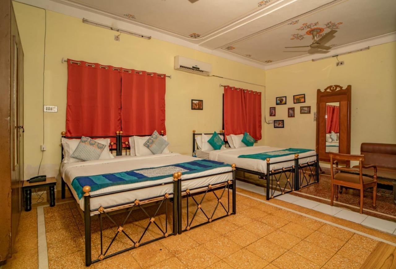 Hotel Ambavgarh Palace Udaipur Kültér fotó