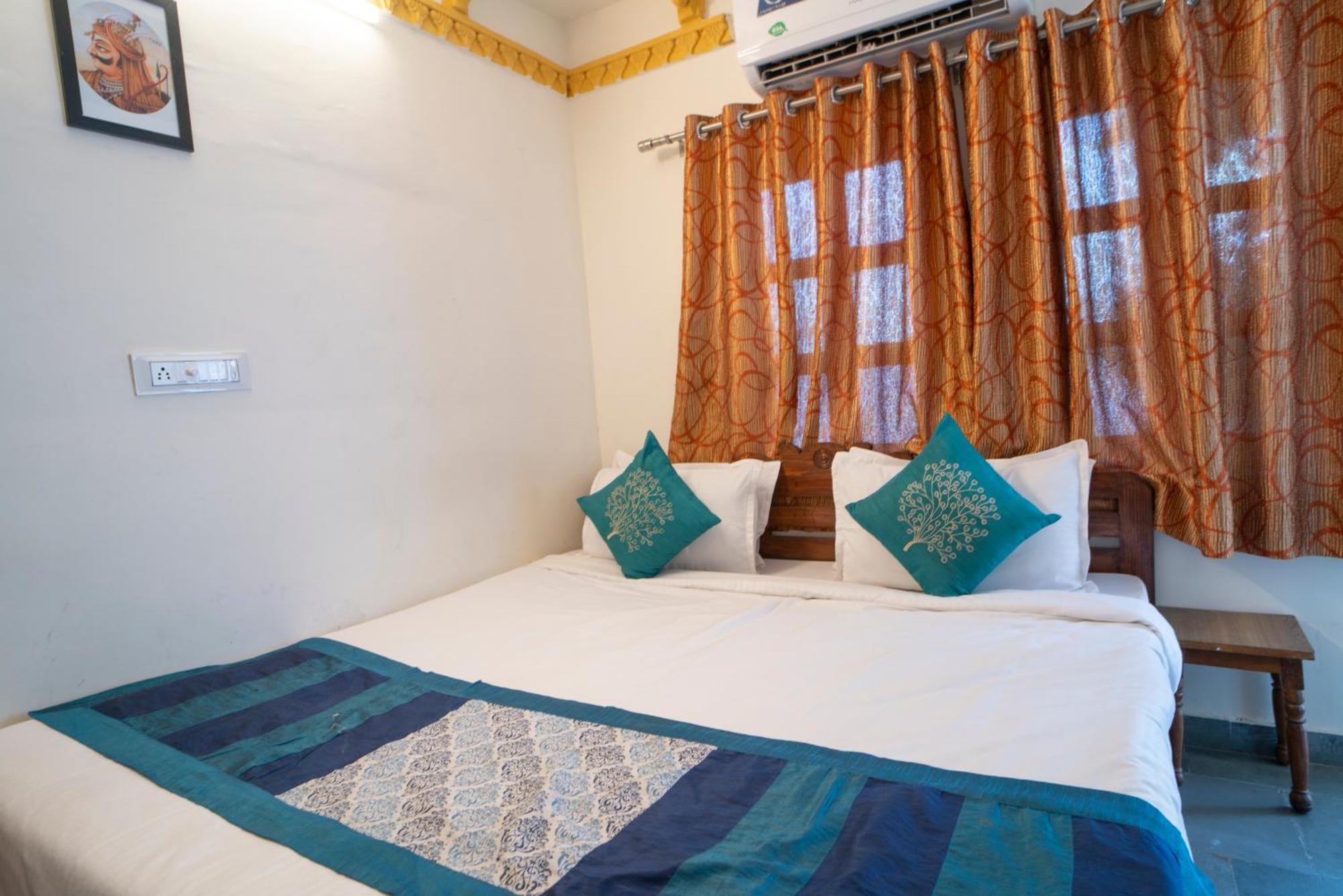 Hotel Ambavgarh Palace Udaipur Kültér fotó