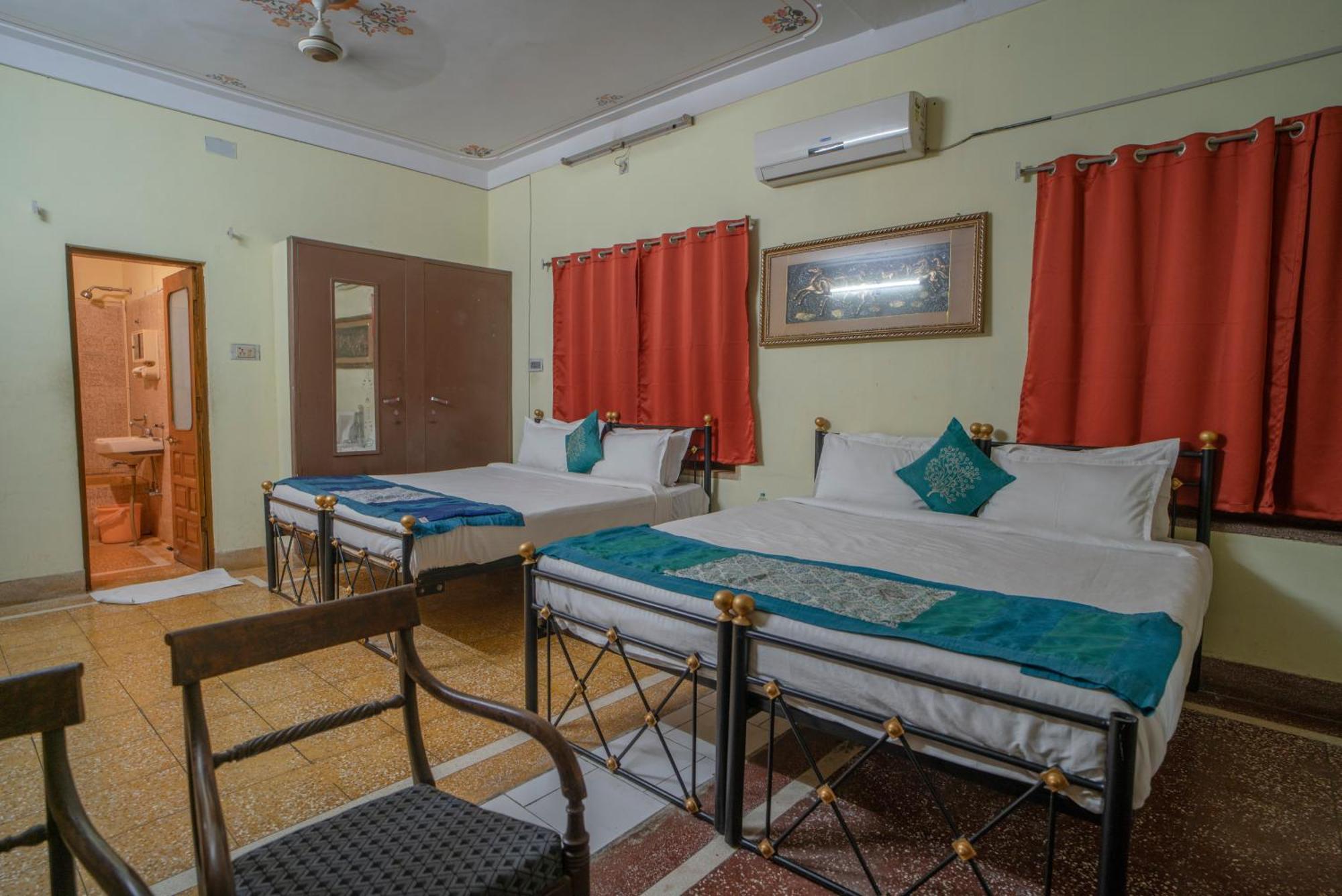Hotel Ambavgarh Palace Udaipur Kültér fotó
