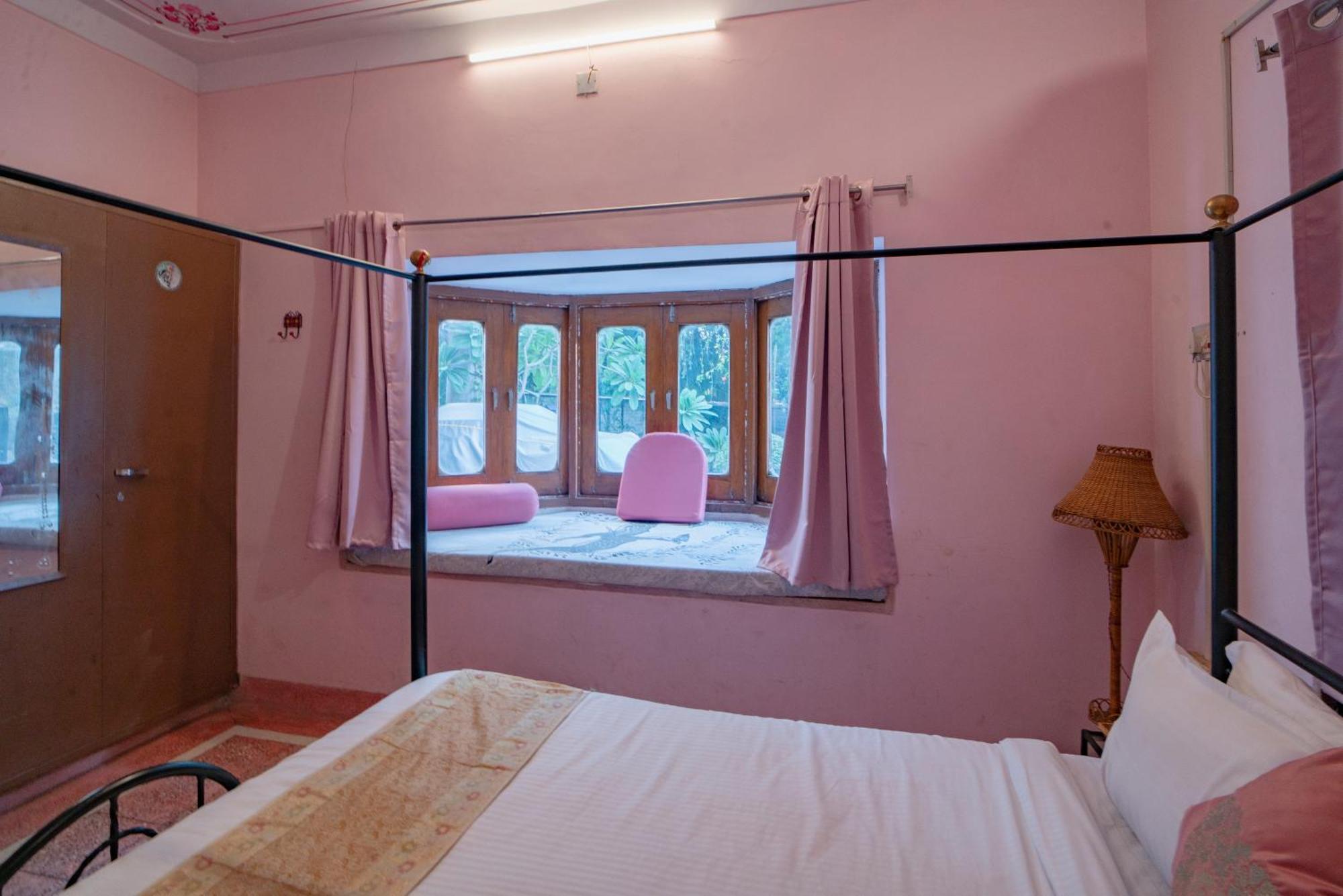 Hotel Ambavgarh Palace Udaipur Kültér fotó