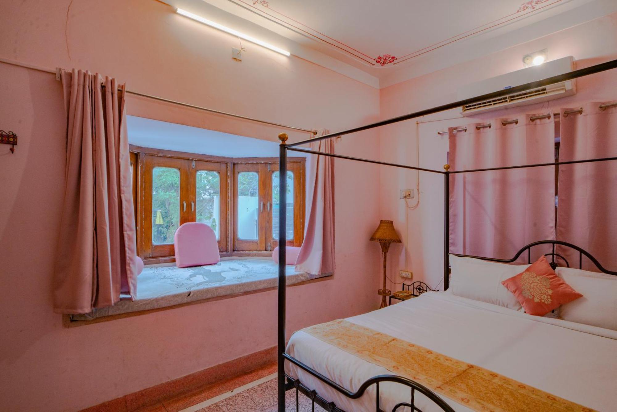 Hotel Ambavgarh Palace Udaipur Kültér fotó