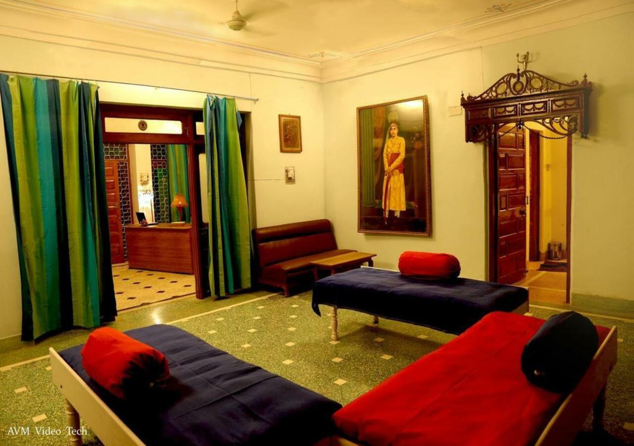 Hotel Ambavgarh Palace Udaipur Kültér fotó