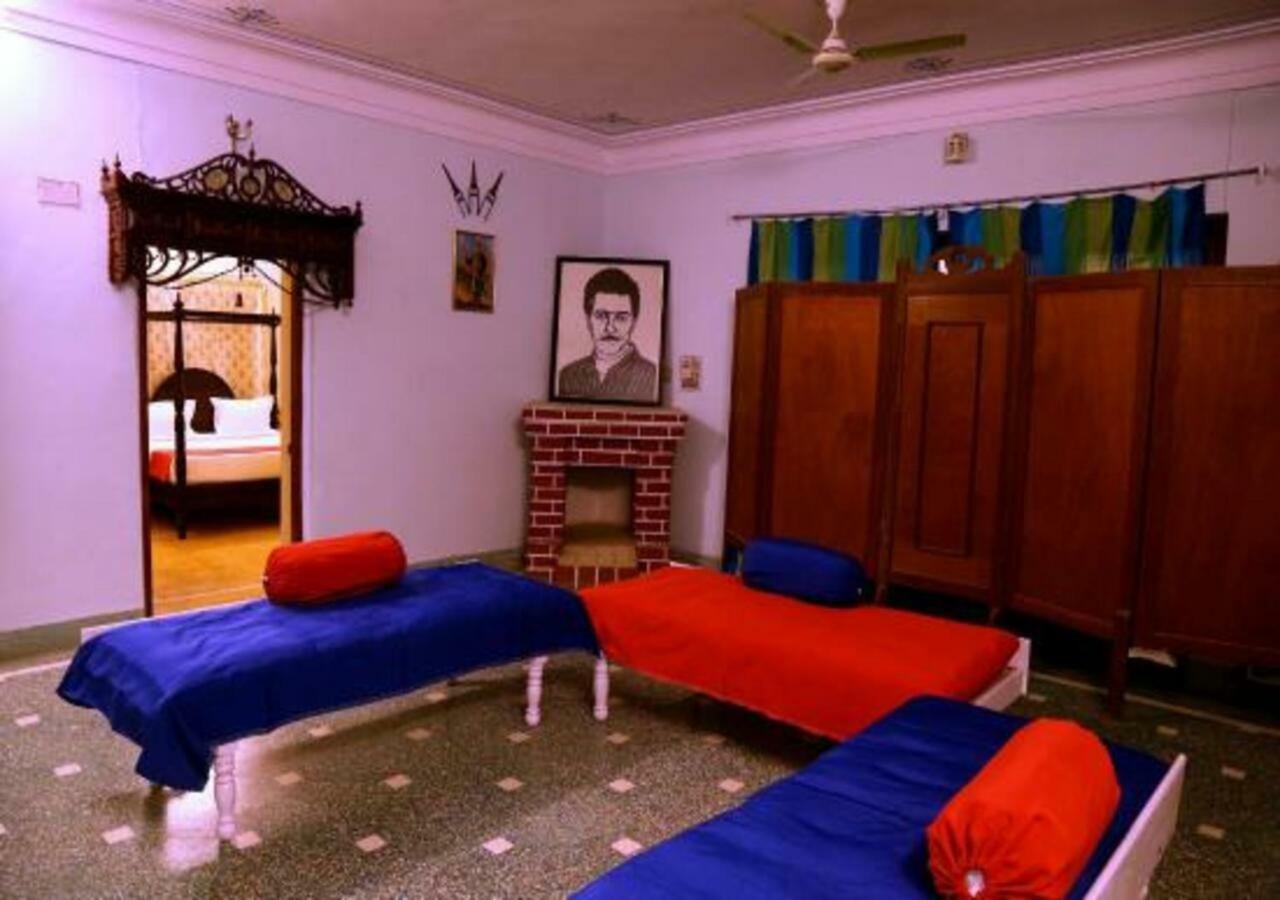 Hotel Ambavgarh Palace Udaipur Kültér fotó
