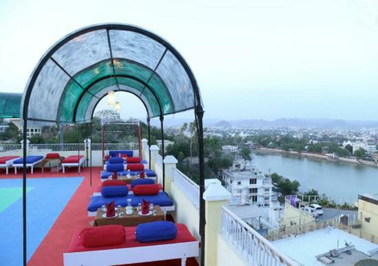 Hotel Ambavgarh Palace Udaipur Kültér fotó