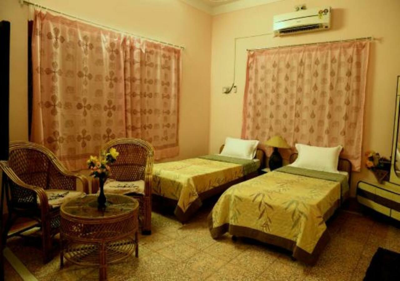 Hotel Ambavgarh Palace Udaipur Kültér fotó
