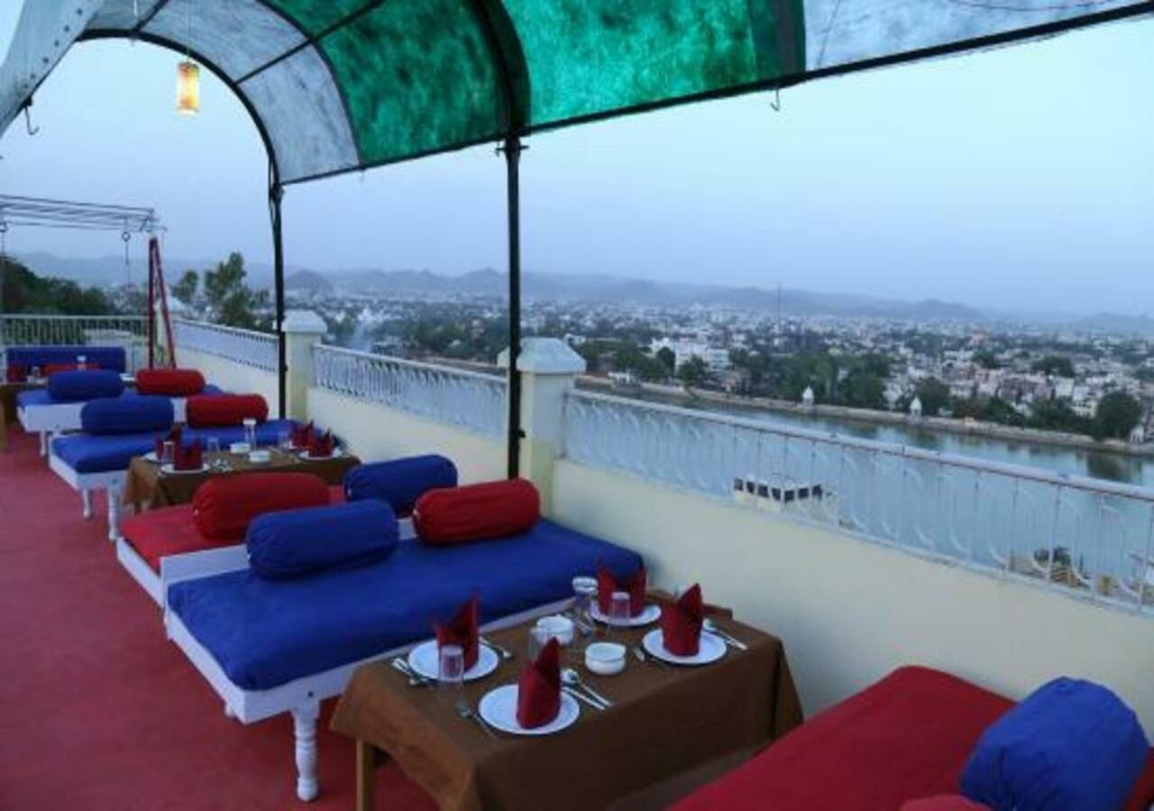 Hotel Ambavgarh Palace Udaipur Kültér fotó